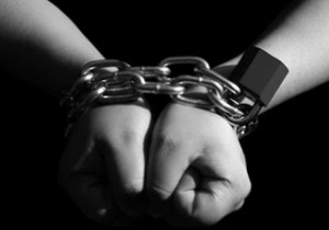hands-in-chains